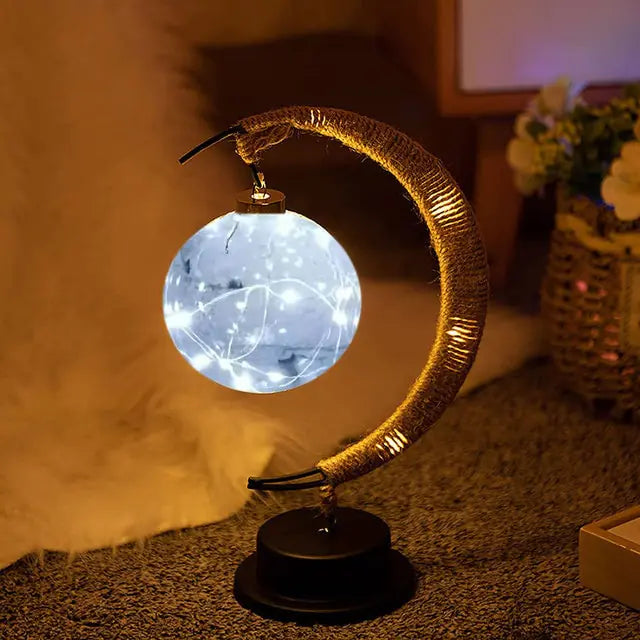 3D Moon LED Moon Lamp.