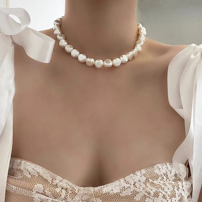 Luxury Big Pearl Clavicle Necklace - Korean Niche Design